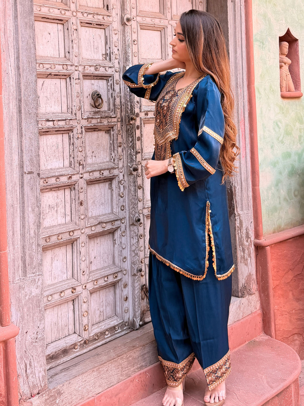 Neelam — 2-Piece Suit 💙