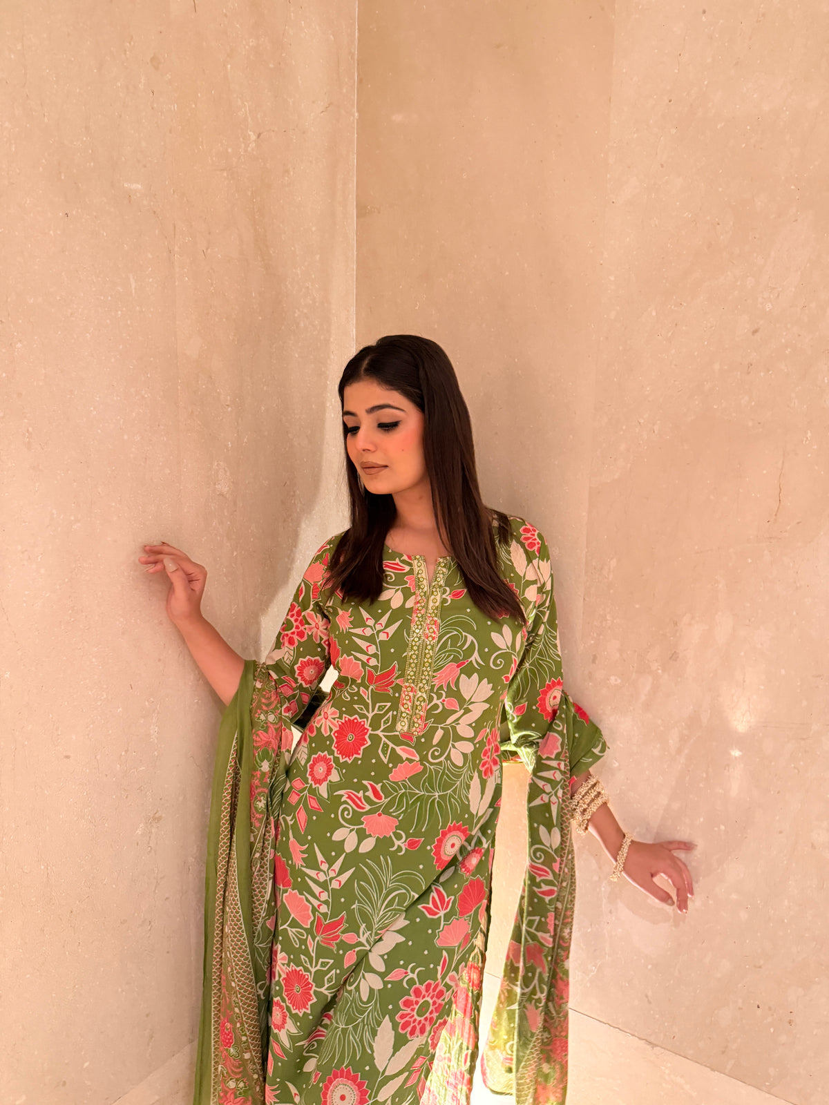 Floral print Suit With Dupatta
