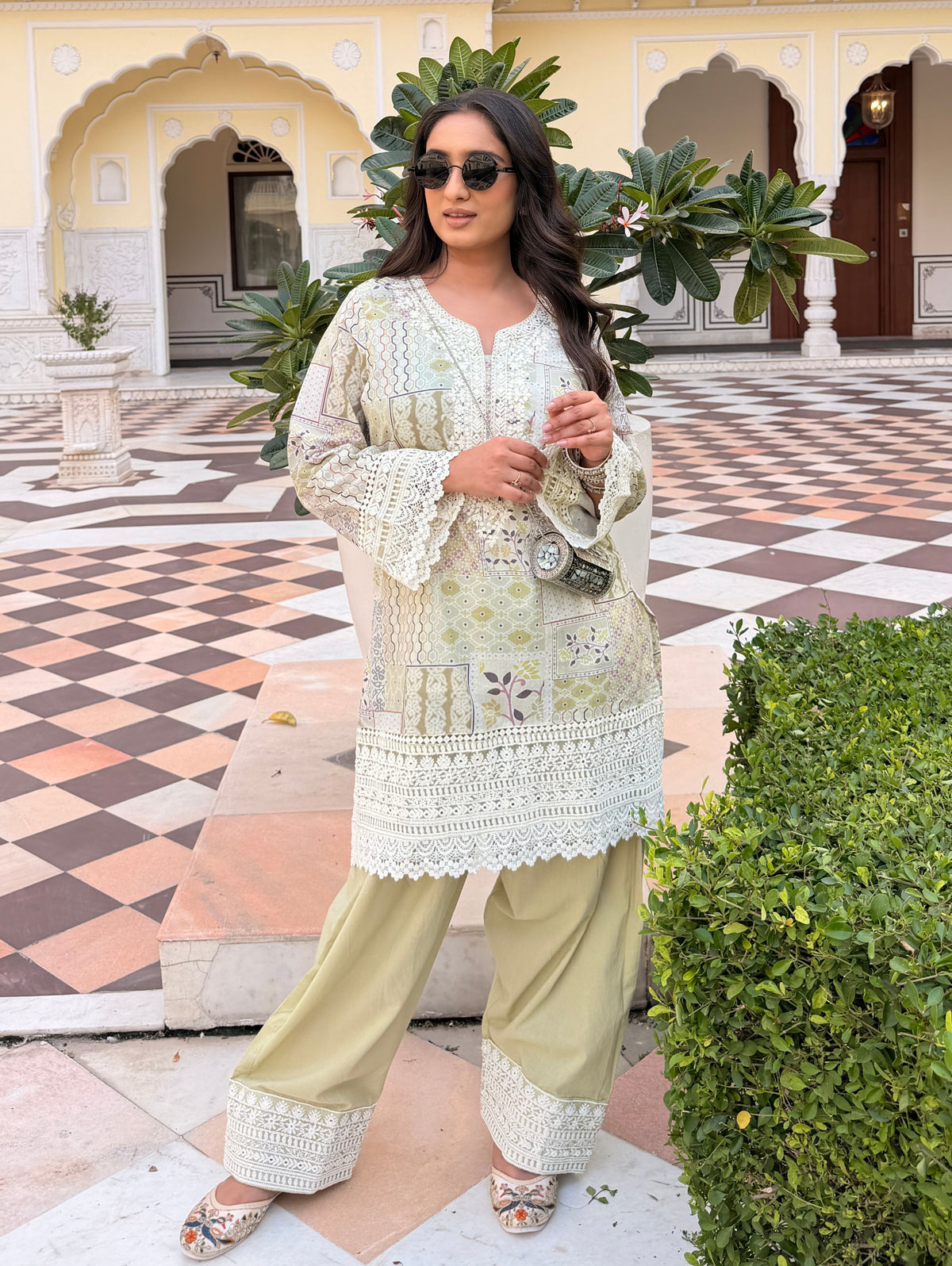 floral salwar suit online
