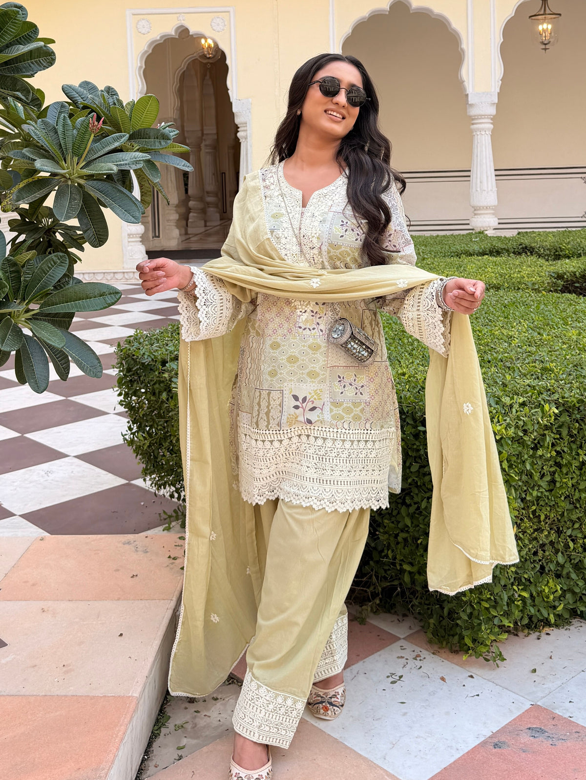 floral salwar suit online
